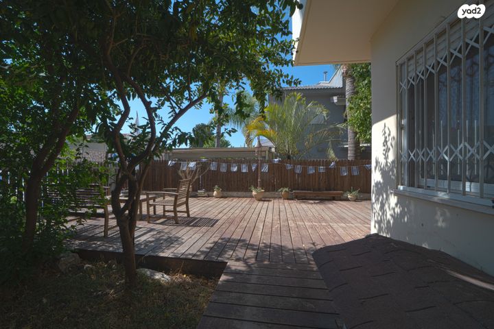 דו משפחתי, רמת ישי