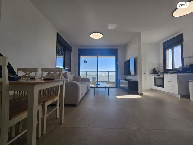 נווה שרון / שער העיר