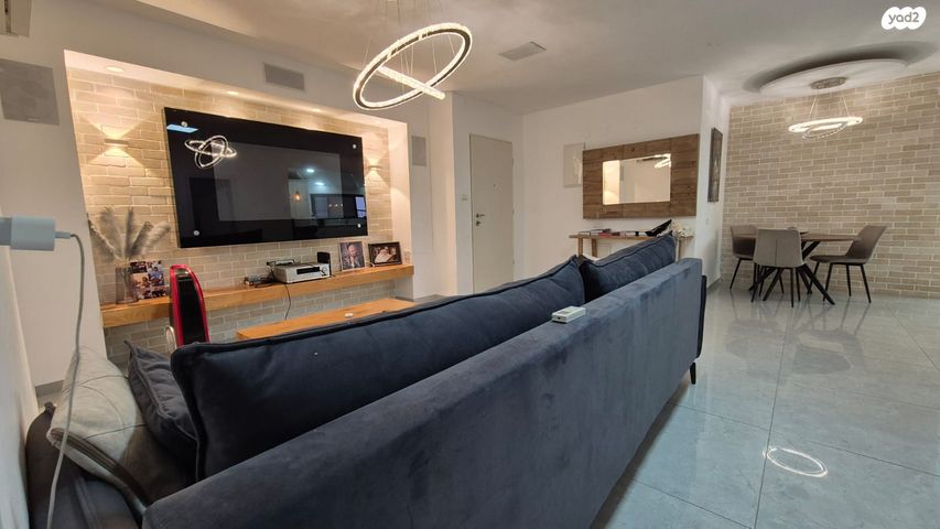 גג/ פנטהאוז, השומר, שיכון עובדים, טבריה