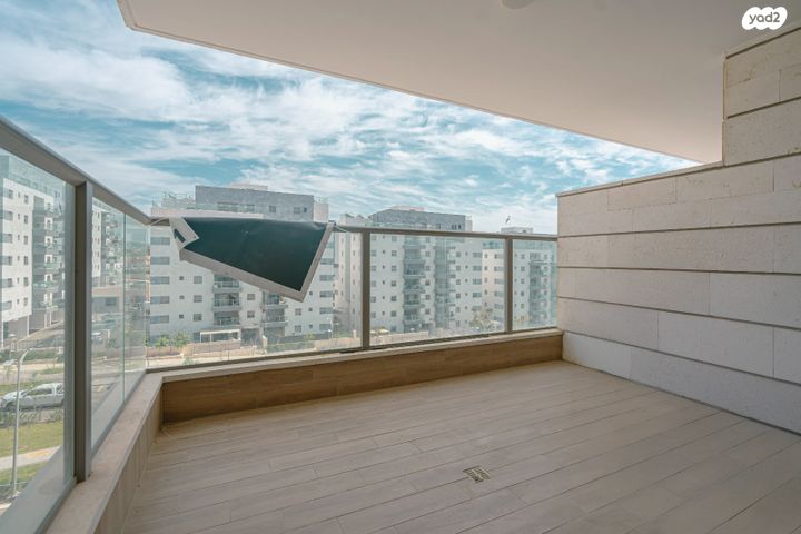 דירה, שדרות ההגשמה, חריש