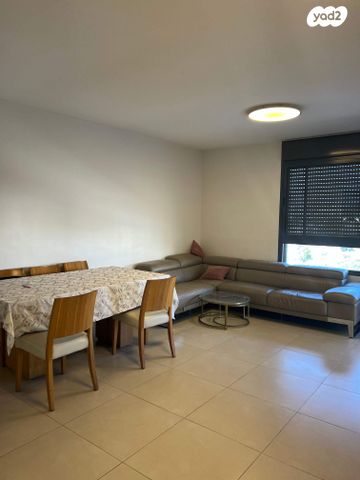 הרב אליישיב 