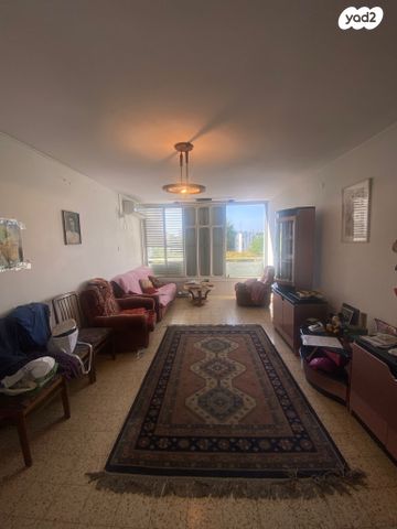 שדרות ששת הימים 1