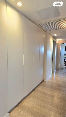 דופלקס, כפר גנים ג, פתח תקווה