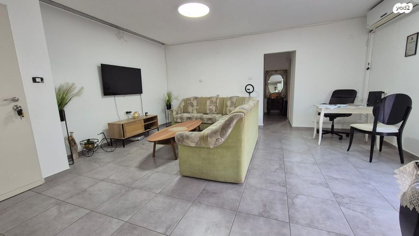 גג/ פנטהאוז, השומר, שיכון עובדים, טבריה