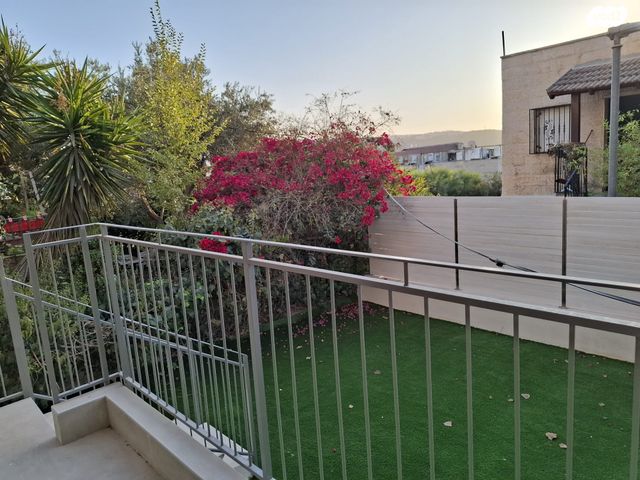 דירת גן, קטמונים, ירושלים