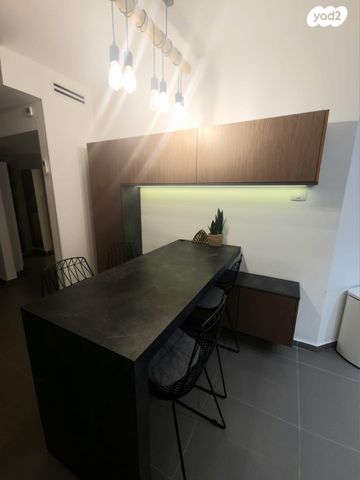 גג/ פנטהאוז, אשכולית, רמות הרכס, באר שבע