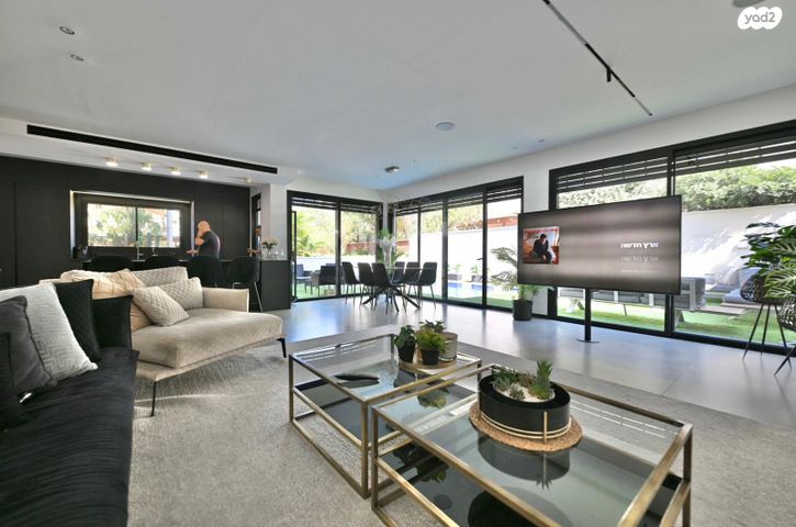 בית פרטי/ קוטג', טיילת חתני פרס נובל, קרית חתני פרס נובל, ראשון לציון