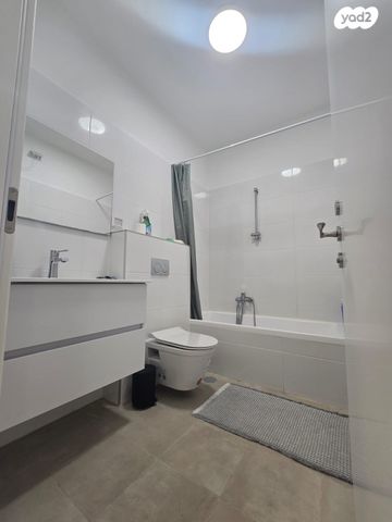 דירה, נווה שרון / שער העיר, נתיבות