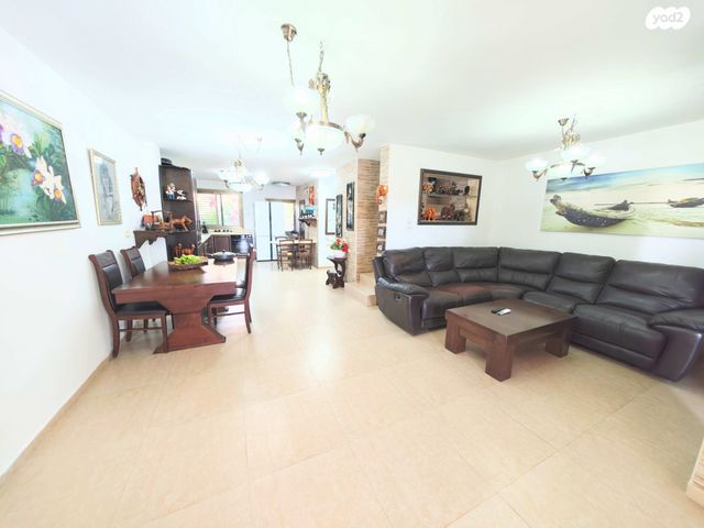 בית פרטי/ קוטג', אבנר 4, אריאל