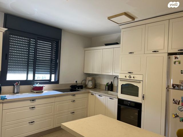 דירה, הרב אליישיב, שכונת מ-3, בית שמש