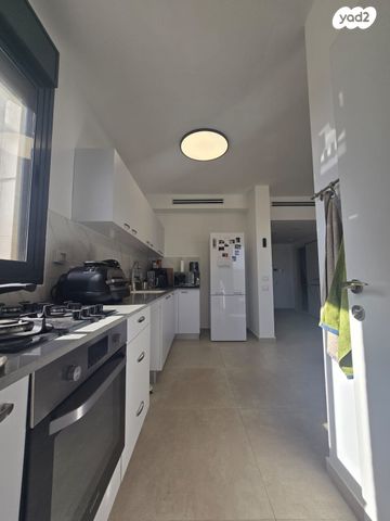 דירה, נווה שרון / שער העיר, נתיבות