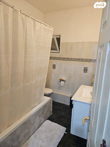 דירה, ברנהרד והרמן צונדק 38, רמות, באר שבע