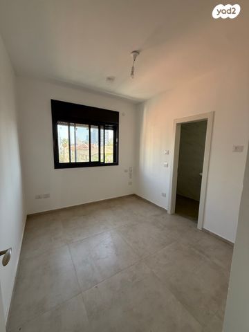 דירה, איתמר, חרוזים, רמת גן