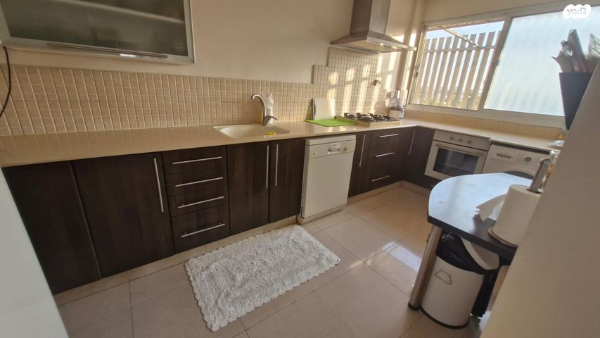 דירה, ישראל פרנקל, גיורא, רמלה