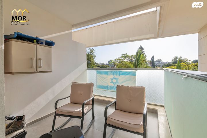 דירה, נווה אילן - אזרחי, יבנה