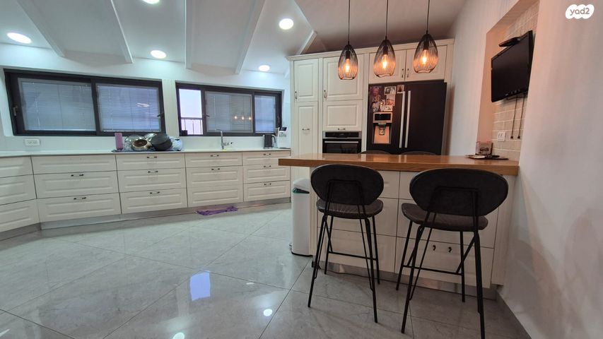 גג/ פנטהאוז, השומר, שיכון עובדים, טבריה