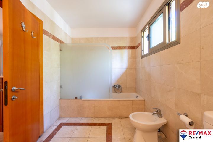 בית פרטי/ קוטג', שכונת בן גוריון, מרכז העיר ג', רמת גן