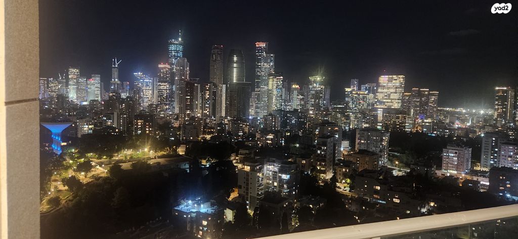 גג/ פנטהאוז, ביאליק 39, שכונת חשמונאים, מרכז העיר א, רמת גן