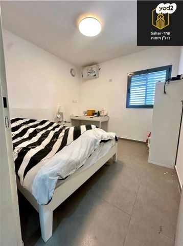 דירה, אלפי מנשה