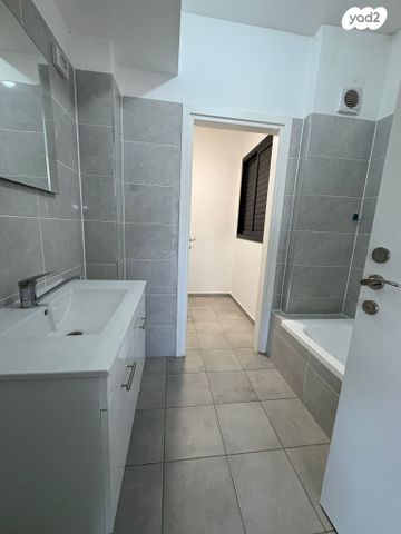 דירה, סברי מרנן, עיר היין, אשקלון