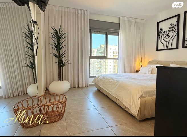 דירה, דרך העצמאות 35, ליבת העיר, יהוד מונוסון