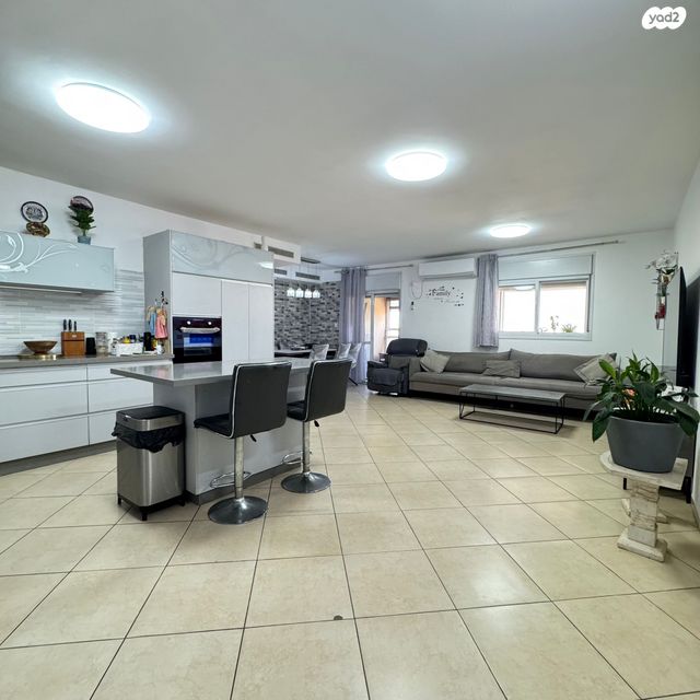 דירה, בן אהרון 7, וייצמן, קרית מלאכי