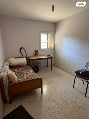 דירה, עין גדי, שכונה ט', באר שבע