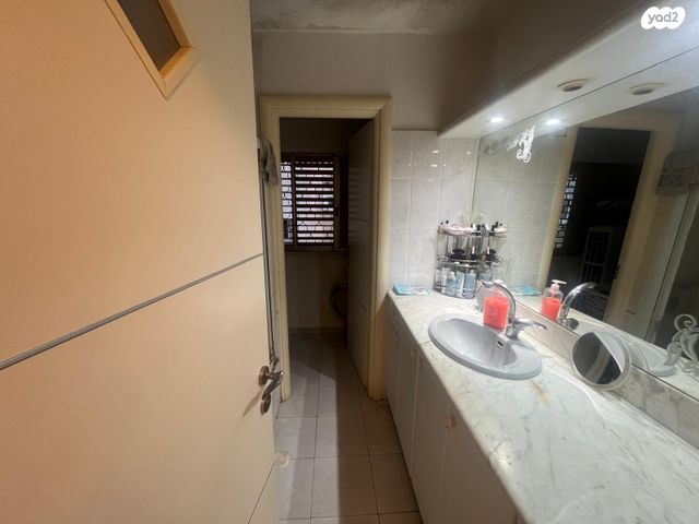 דירה, הרב לוי, רמת הנשיא, בת ים