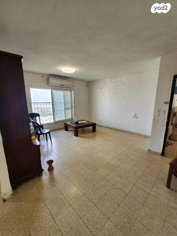 דירה, החצב, רמות יצחק, נשר