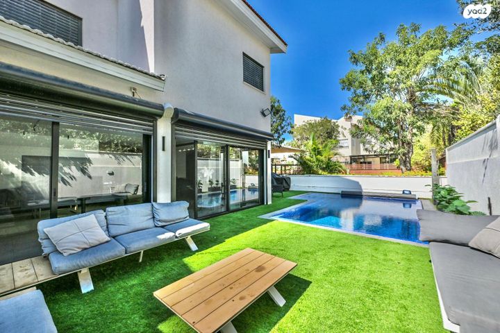 בית פרטי/ קוטג', טיילת חתני פרס נובל, קרית חתני פרס נובל, ראשון לציון