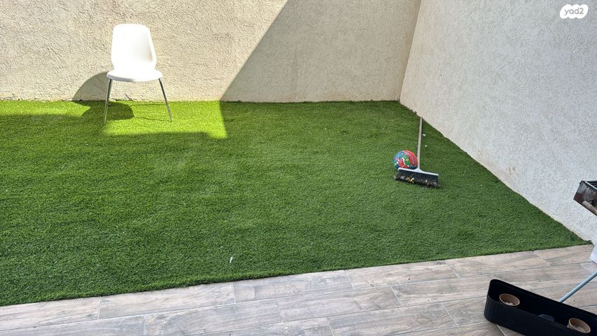 דירת גן, דולב, יצחק שמיר, נהריה