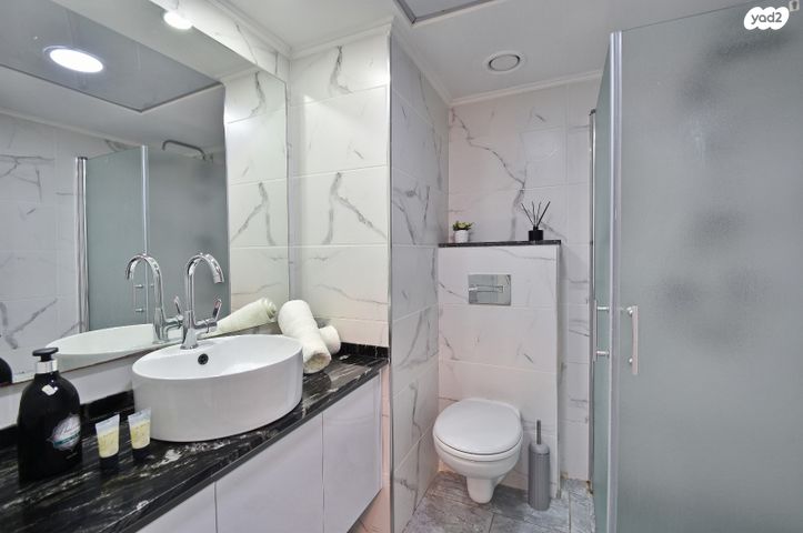 תיירות ונופש, גדוד ברק 17, העיר העתיקה, טבריה