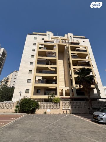 אהרון כצנלסון 4