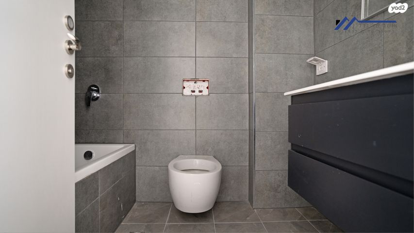 דירה, אריאל שרון, סיטי, גבעתיים