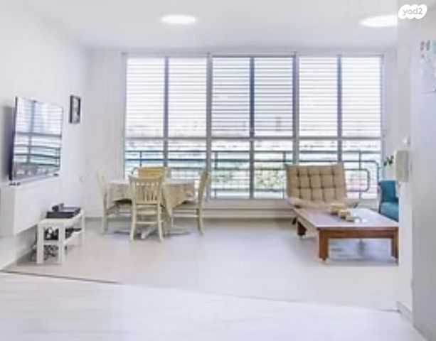 דירה, תל חי, רעננה