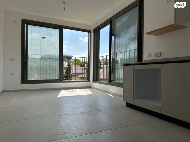 דירה, גבעתיים