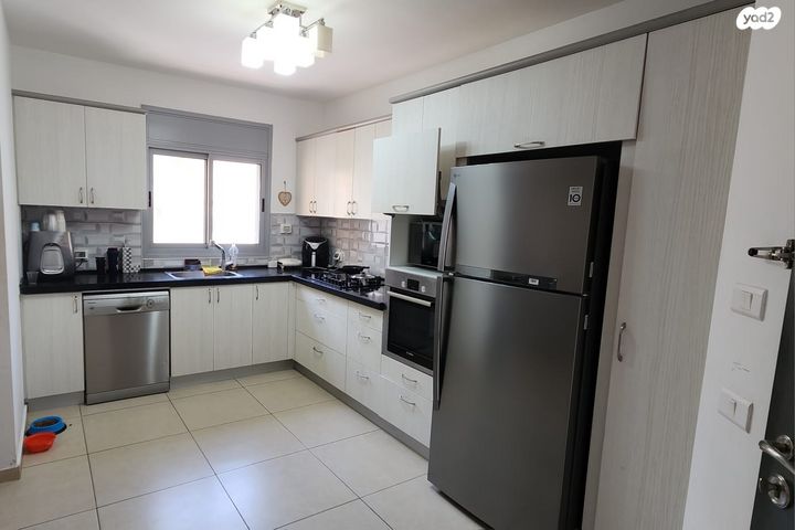 דירה, אוסקר שינדלר, רמות הרכס, באר שבע