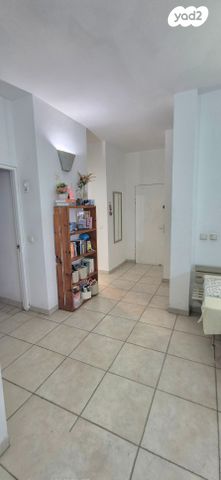 דירה, המגדל, גבעת הרמבם, גבעתיים