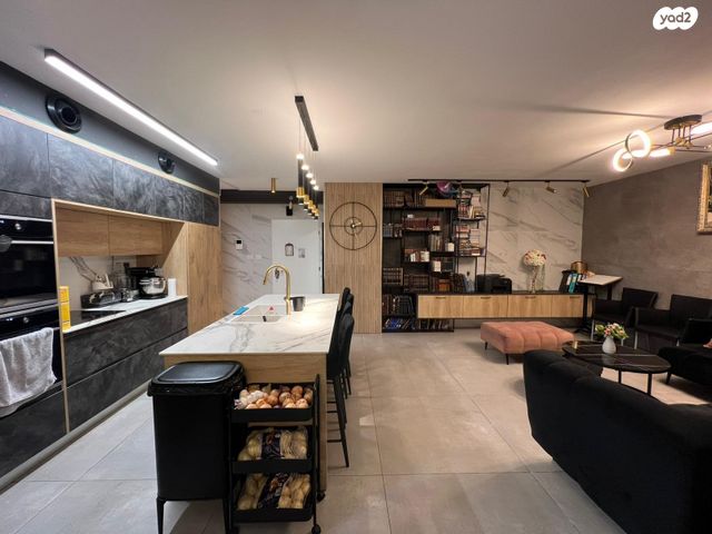 דירת גן, שלום דנינו, נתיבות מערב, נתיבות