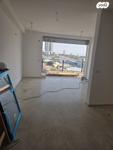 דירה, האורגים 22, הנביאים, בת ים