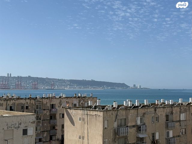 דירה, שדרות משה שרת 81, קרית ים ב', קרית ים