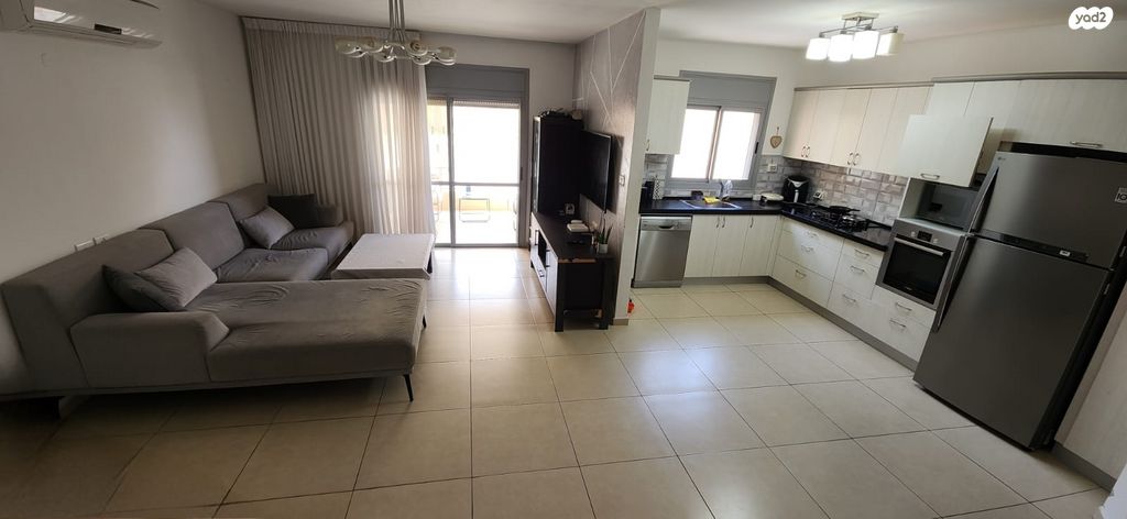 דירה, אוסקר שינדלר, רמות הרכס, באר שבע