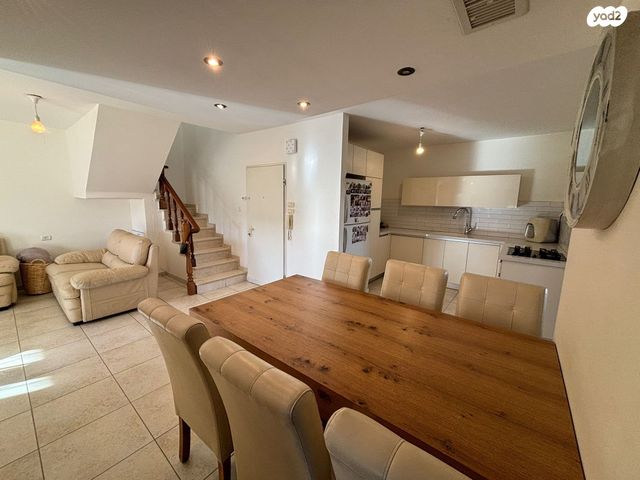 דירה, מאיר גרשון, פסגת זאב, ירושלים