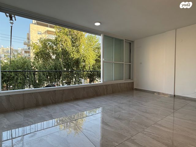 דירה, דניאל, לב העיר, בת ים