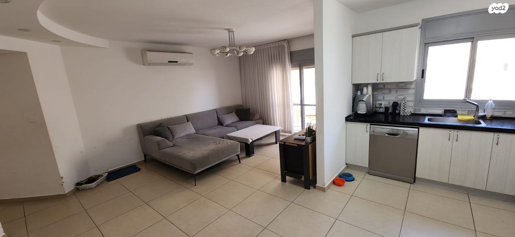 דירה, אוסקר שינדלר, רמות הרכס, באר שבע