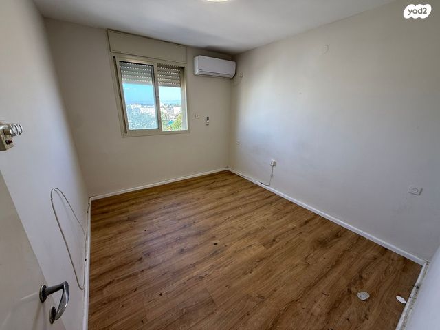 דירה, שדרות משה שרת 81, קרית ים ב', קרית ים