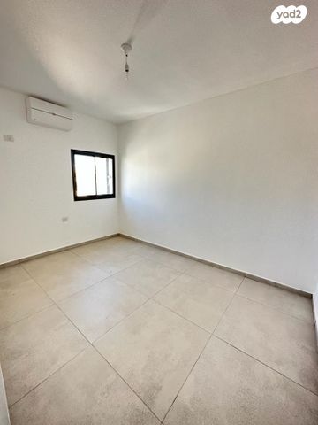 דירה, גבעתיים