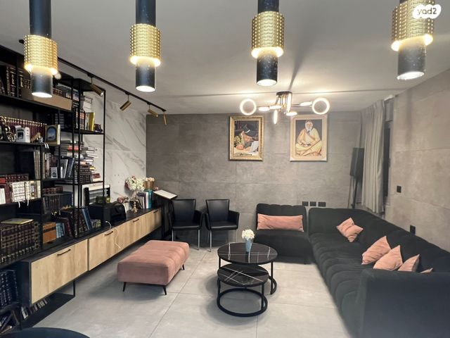 דירת גן, שלום דנינו, נתיבות מערב, נתיבות