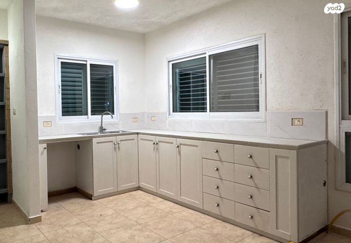 בית פרטי/ קוטג', הרב אלנקווה, נווה ברבור, כפר שלם מערב, תל אביב יפו