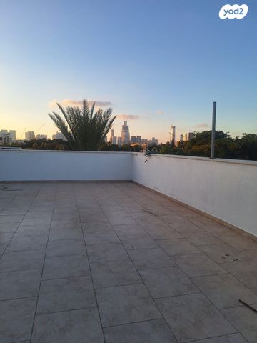 בית פרטי/ קוטג', הרב אלנקווה, נווה ברבור, כפר שלם מערב, תל אביב יפו